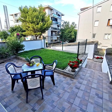 Appartement Parun à Pula Extérieur photo