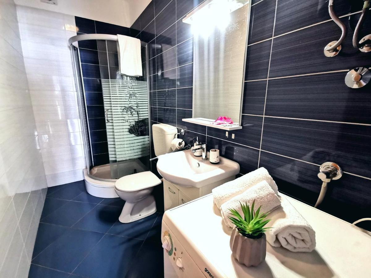 Appartement Parun à Pula Extérieur photo