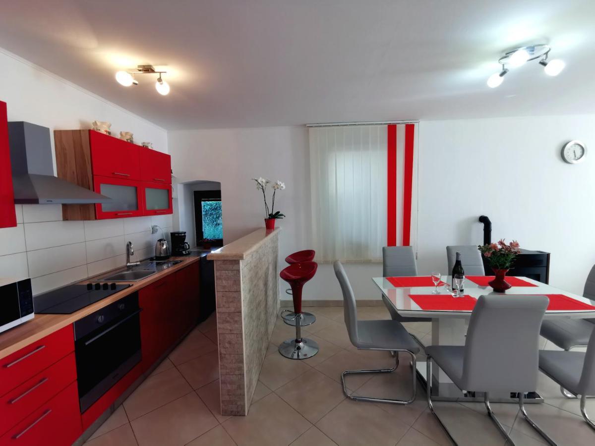 Appartement Parun à Pula Extérieur photo